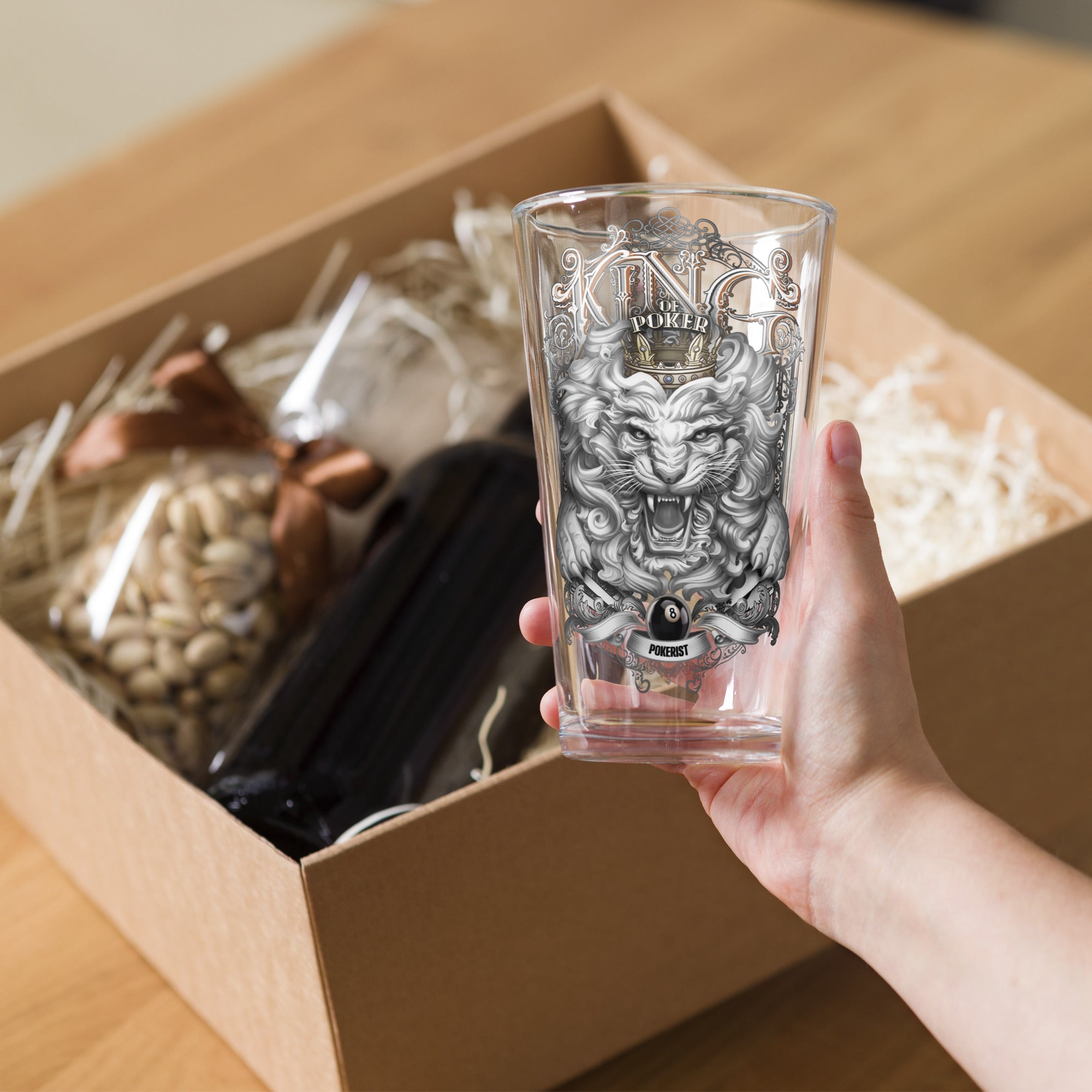 King Lion - Shaker pint glass