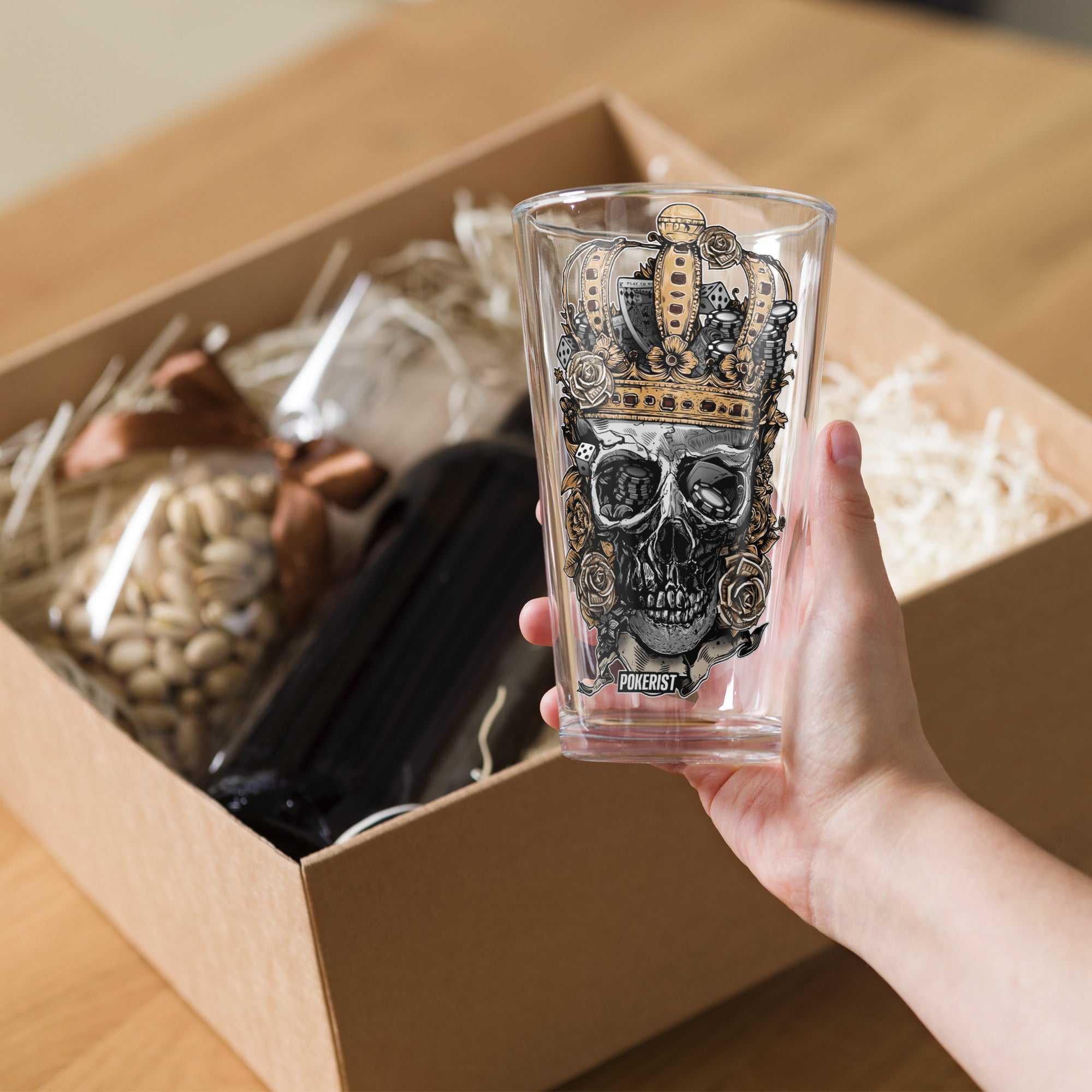 Skull Crown - Shaker pint glass